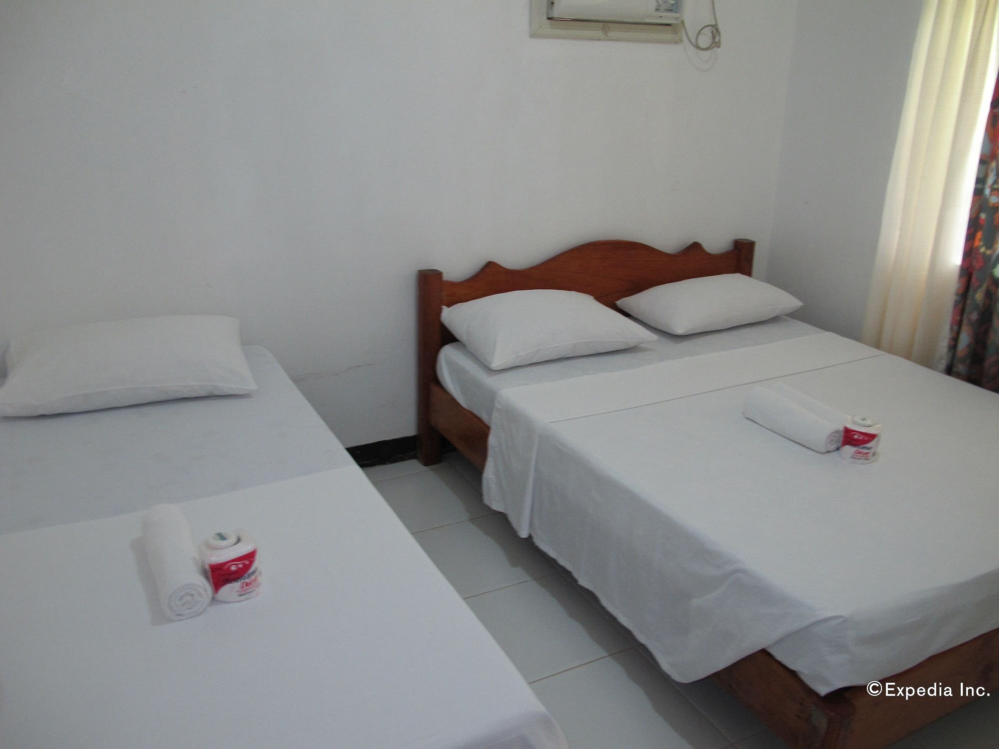 Seashore Beach Resort Пуэрто-Галера Экстерьер фото