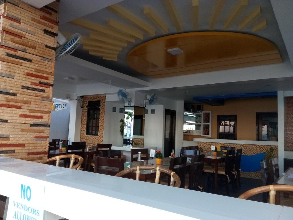 Seashore Beach Resort Пуэрто-Галера Экстерьер фото