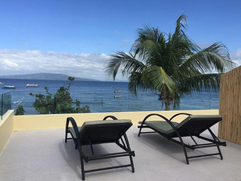 Seashore Beach Resort Пуэрто-Галера Экстерьер фото