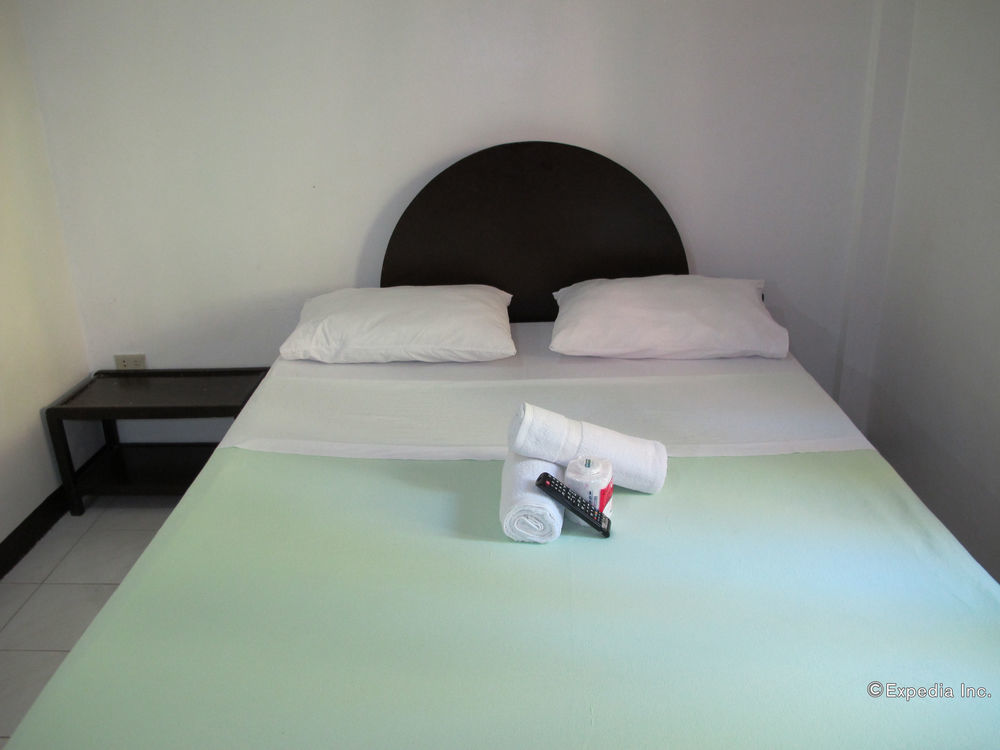 Seashore Beach Resort Пуэрто-Галера Экстерьер фото