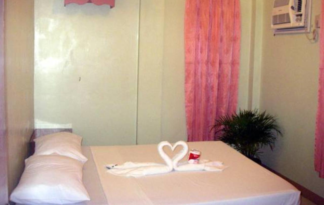 Seashore Beach Resort Пуэрто-Галера Экстерьер фото