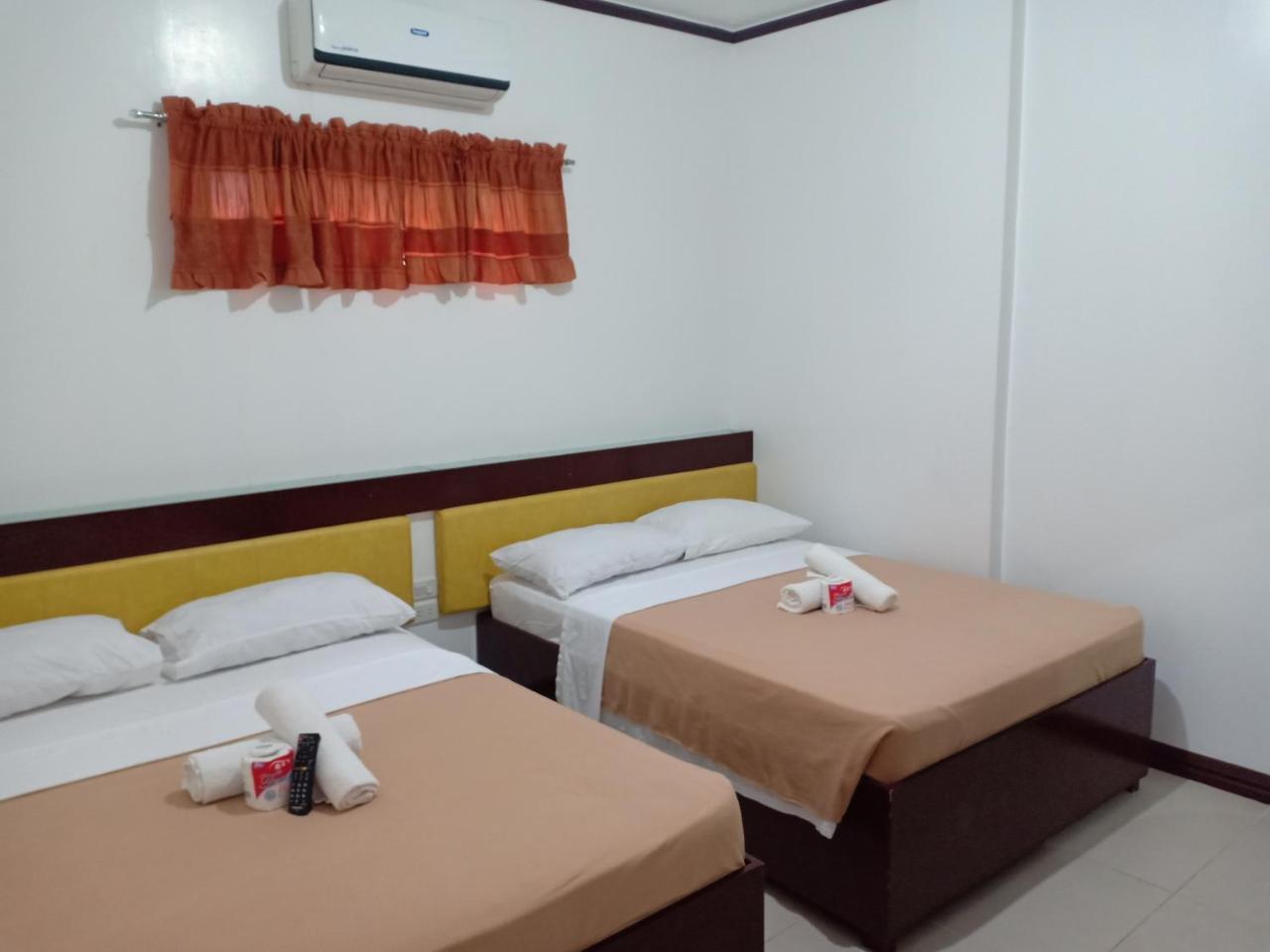 Seashore Beach Resort Пуэрто-Галера Экстерьер фото